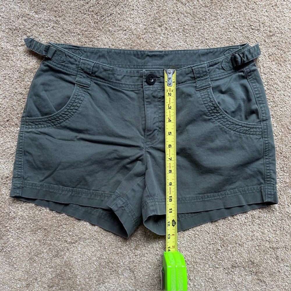 Athleta Olive Green Organic Cotton Utility Shorts Size 8 - Picture 9 of 12